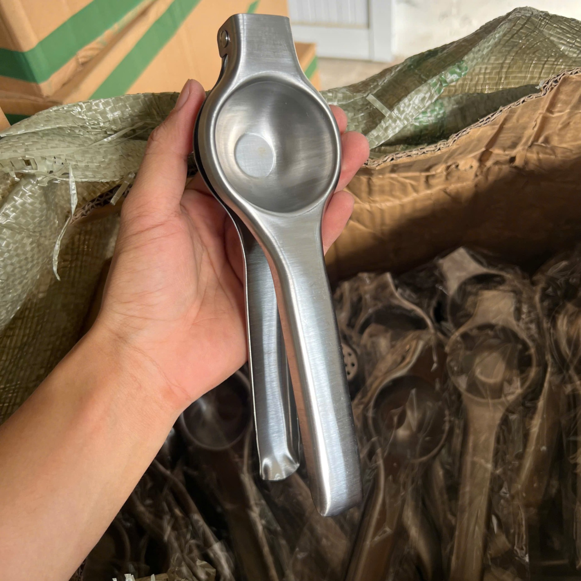Vắt Chanh Inox Cầm Tay - Dụng Cụ Vắt Chanh Inox - Giá Sỉ