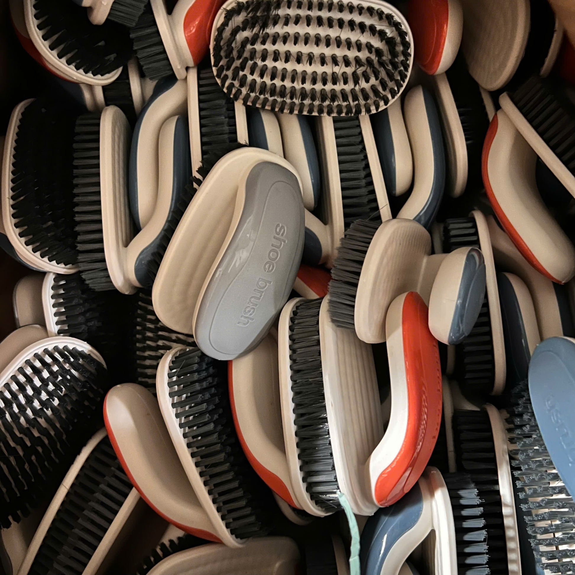 Bàn chải Shoe Brush, Bàn Chải Vệ Sinh, Chà Giày, Quần Áo - Bàn Chải và Cọ Giày Mini Đa Năng – Làm Sạch Hiệu Quả, Tiện Lợi - Giá Sỉ