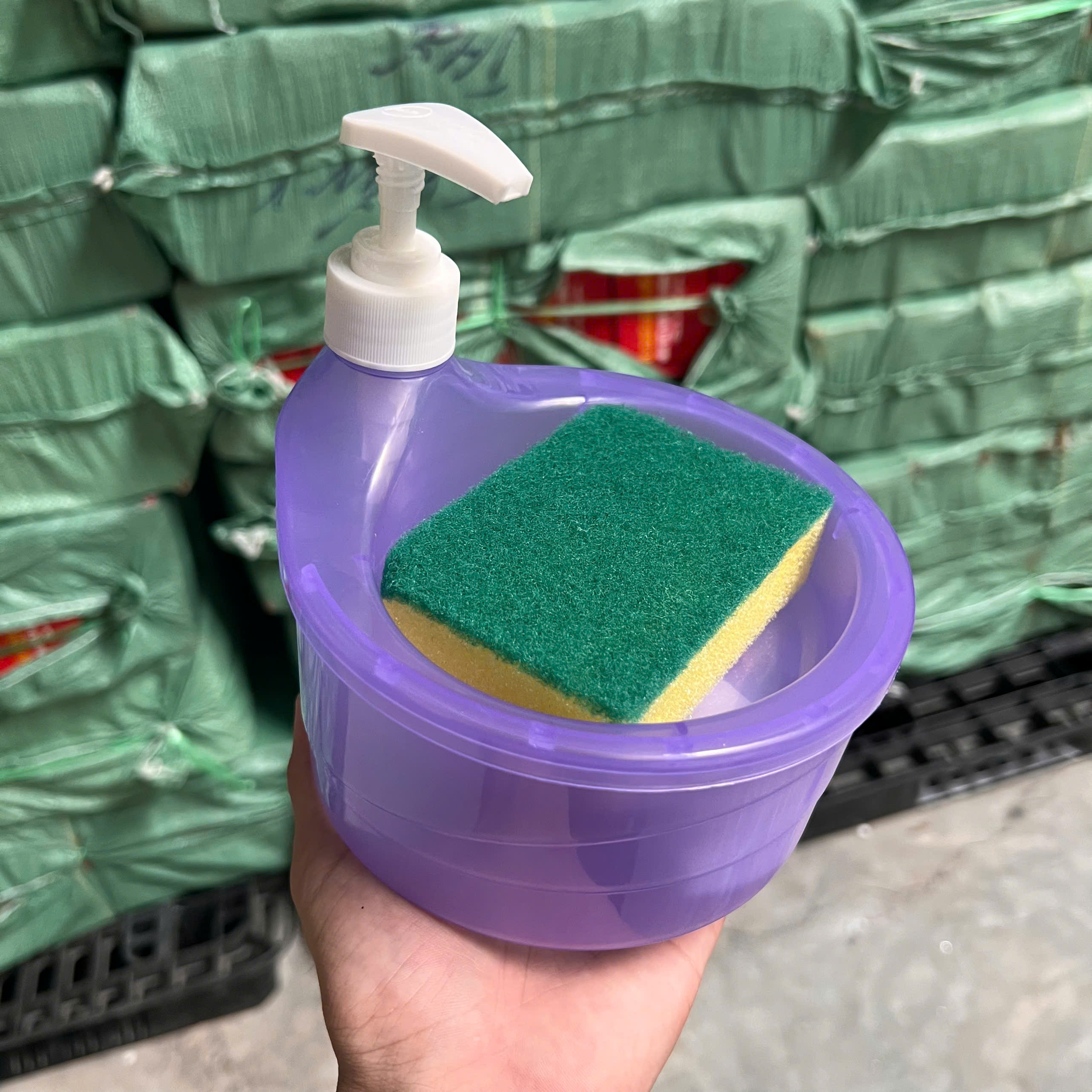 Hộp Chứa Nước Rửa Chén Kèm Miếng Rửa Chén Bát Thông Minh 2 Trong 1 Tiện Lợi - Giá Sỉ
