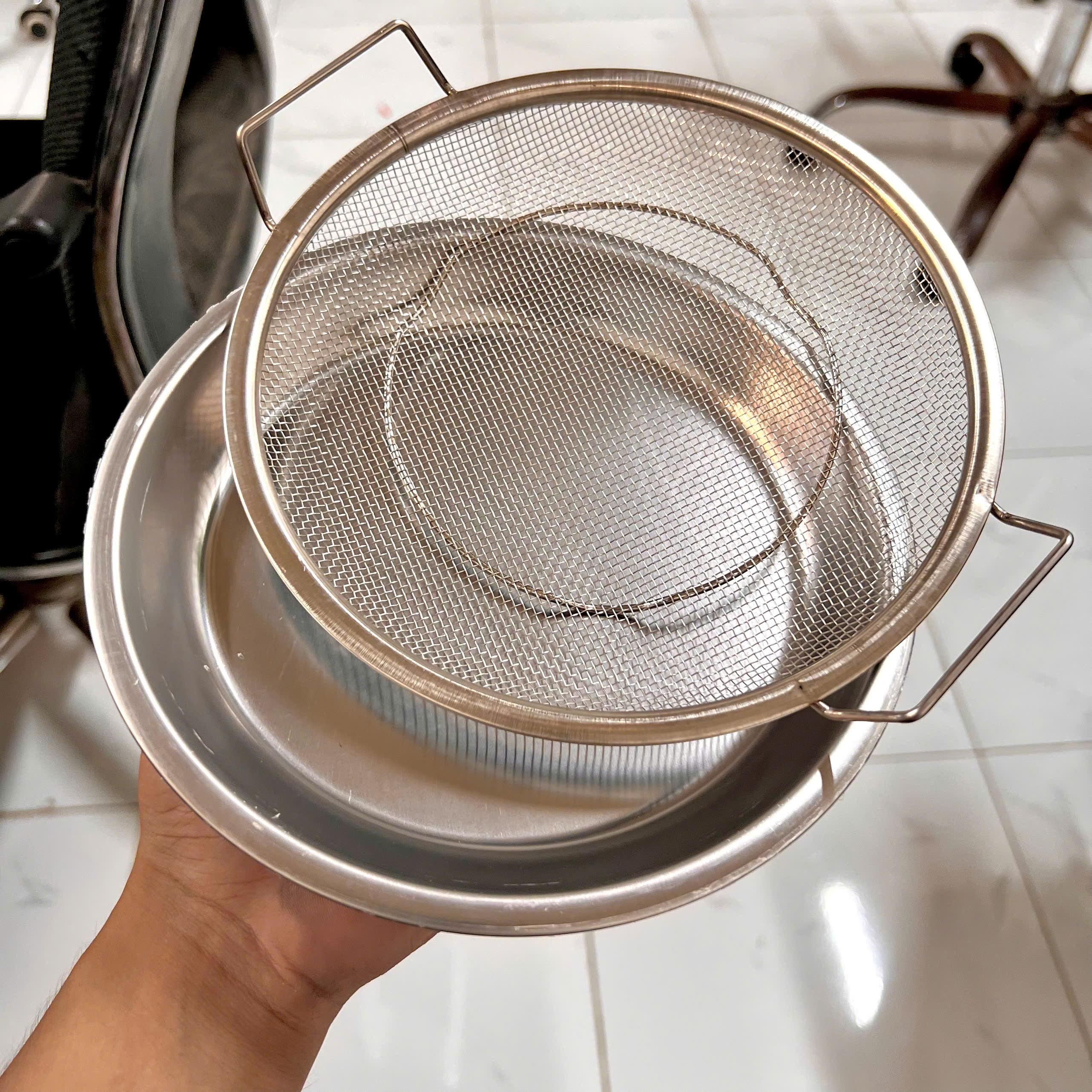 Khay Kèm Đĩa, Vỉ Lưới Lọc Dầu 18Cm INOX 304 - Đựng Ráo Dầu Thức Ăn Chiên Rán Lọc Dầu 18Cm - Giá Sỉ