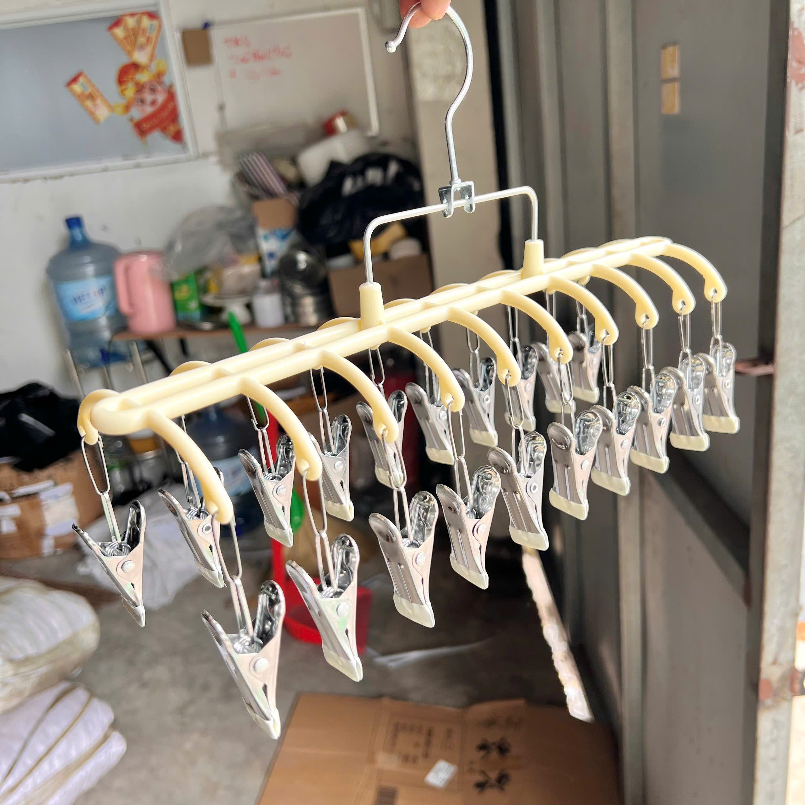 Móc Vòm 20 Kẹp Treo Quần Áo Chống Trượt Chống Gió Thép Bọc Nhựa Size 37cm Có 3 Màu Xám Xanh Be Phù Hợp Phơi Đồ Lót Đồ Trẻ Em - Giá Sỉ
