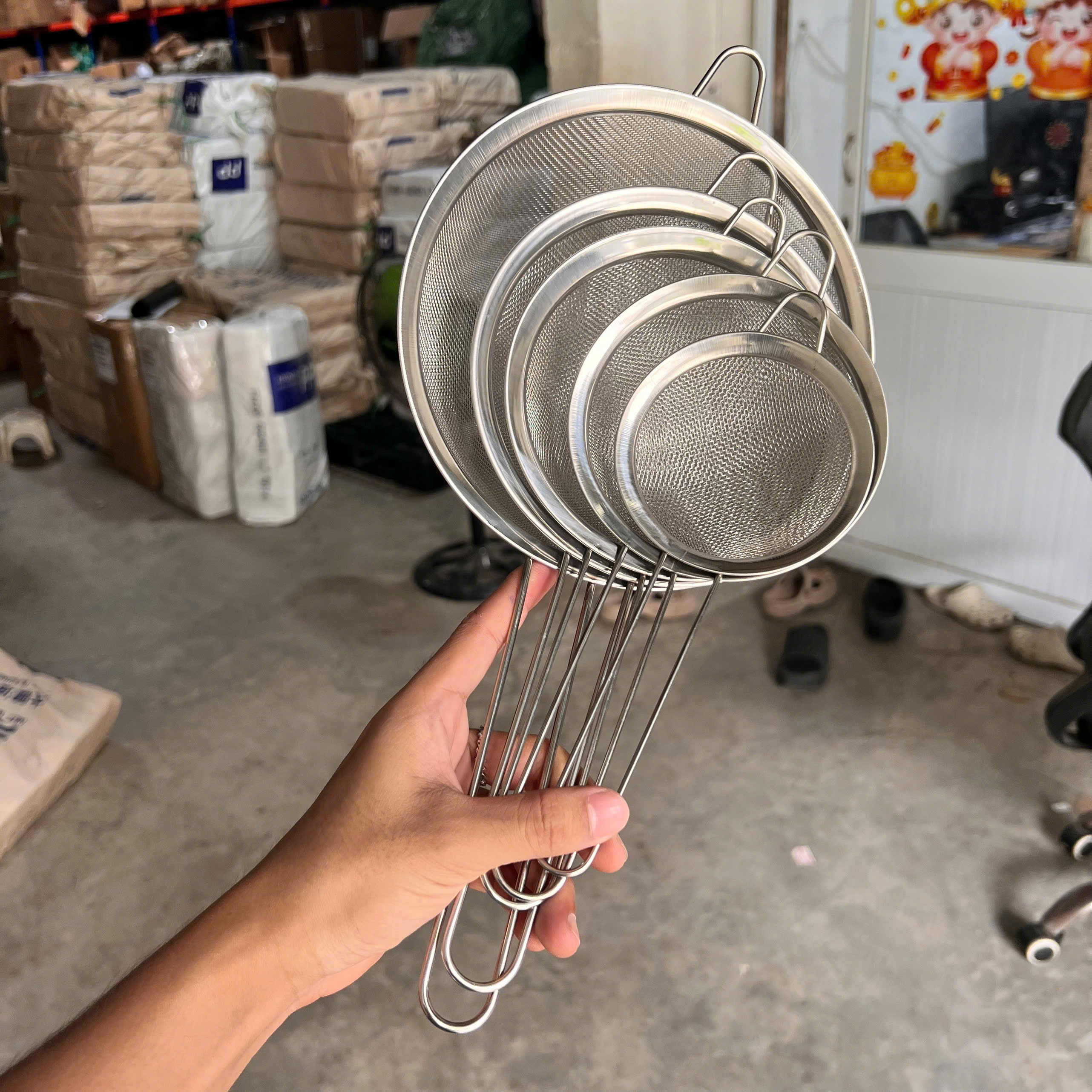 Rây Lọc Inox 14cm , Dụng Cụ Rây Cháo và Đồ Ăn Siêu Mịn Cho Bé Ăn Dặm - Giá Sỉ