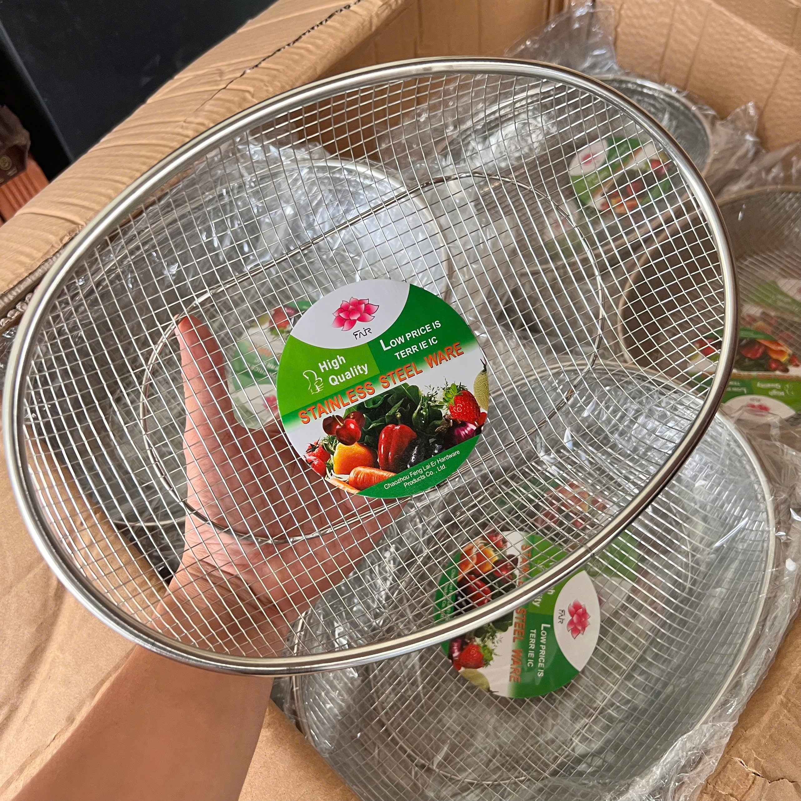 Rổ Inox Oval 31x22x7cm Lưới Thưa Kiểu Nhật Có Chân Đỡ – Đựng Rau Củ, Thực Phẩm Tiện Lợi - Giá Sỉ