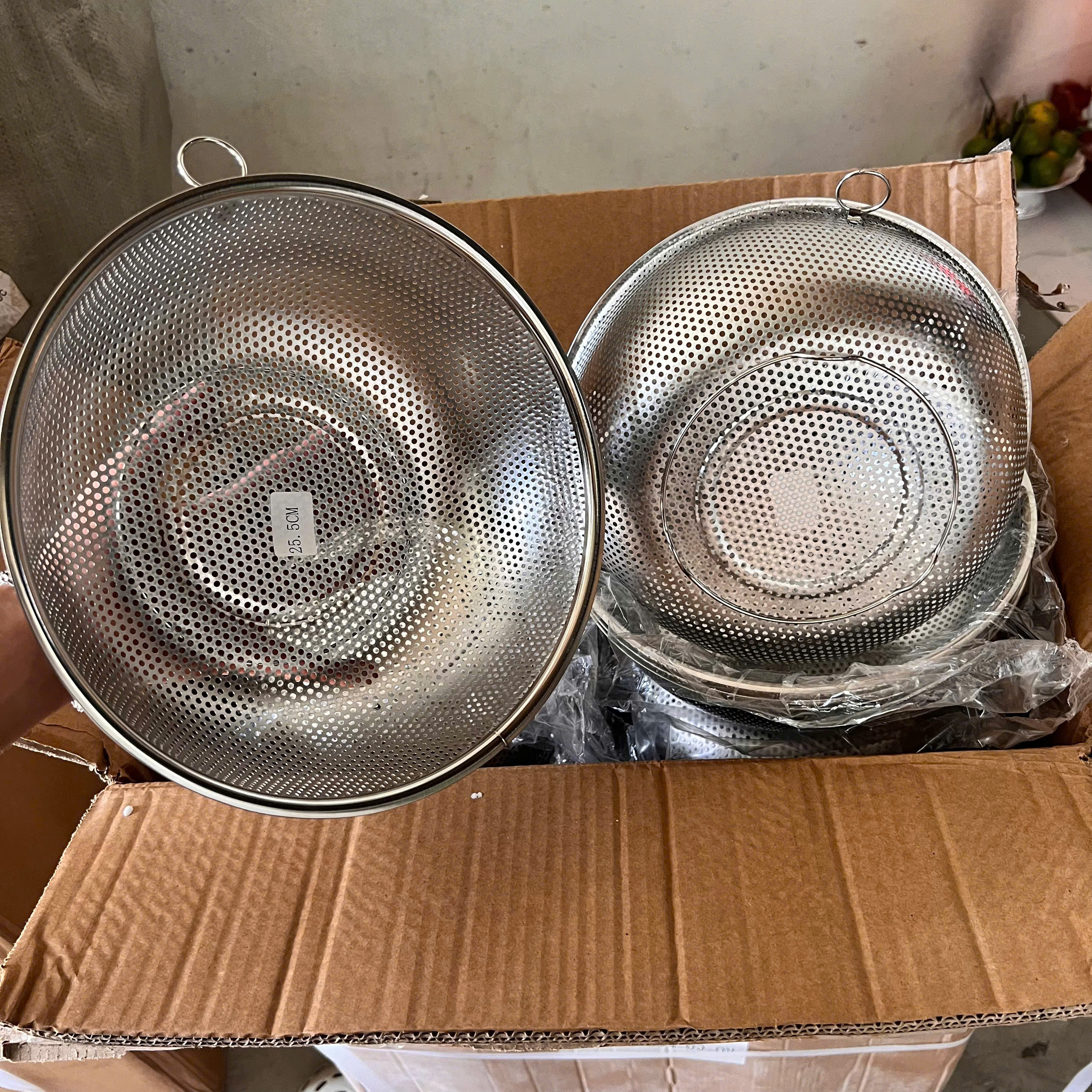 Rổ Inox Tròn Lỗ Nhỏ 25Cm Đa Năng Rửa Rau Củ Vo Gạo Đựng Hoa Quả - Rổ ...