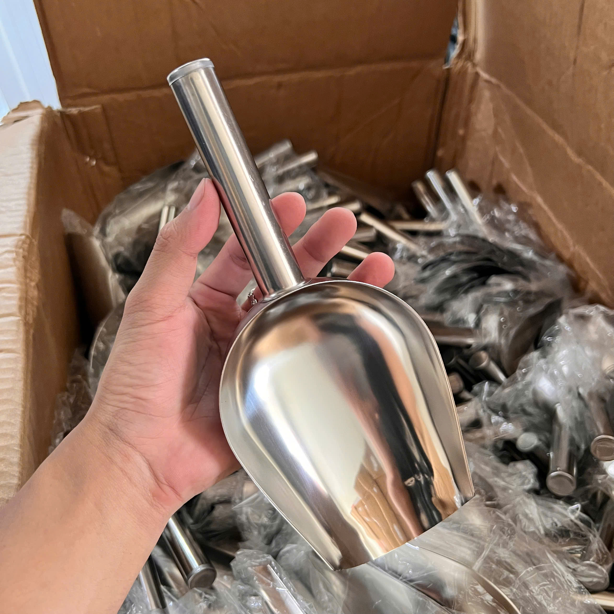 Vá Xúc Đá Inox 24Cm - Muôi Xúc Đá Inox - Dụng Cụ Xúc Đá - Xẻng Xúc Đá Inox Không Gỉ - Giá Sỉ