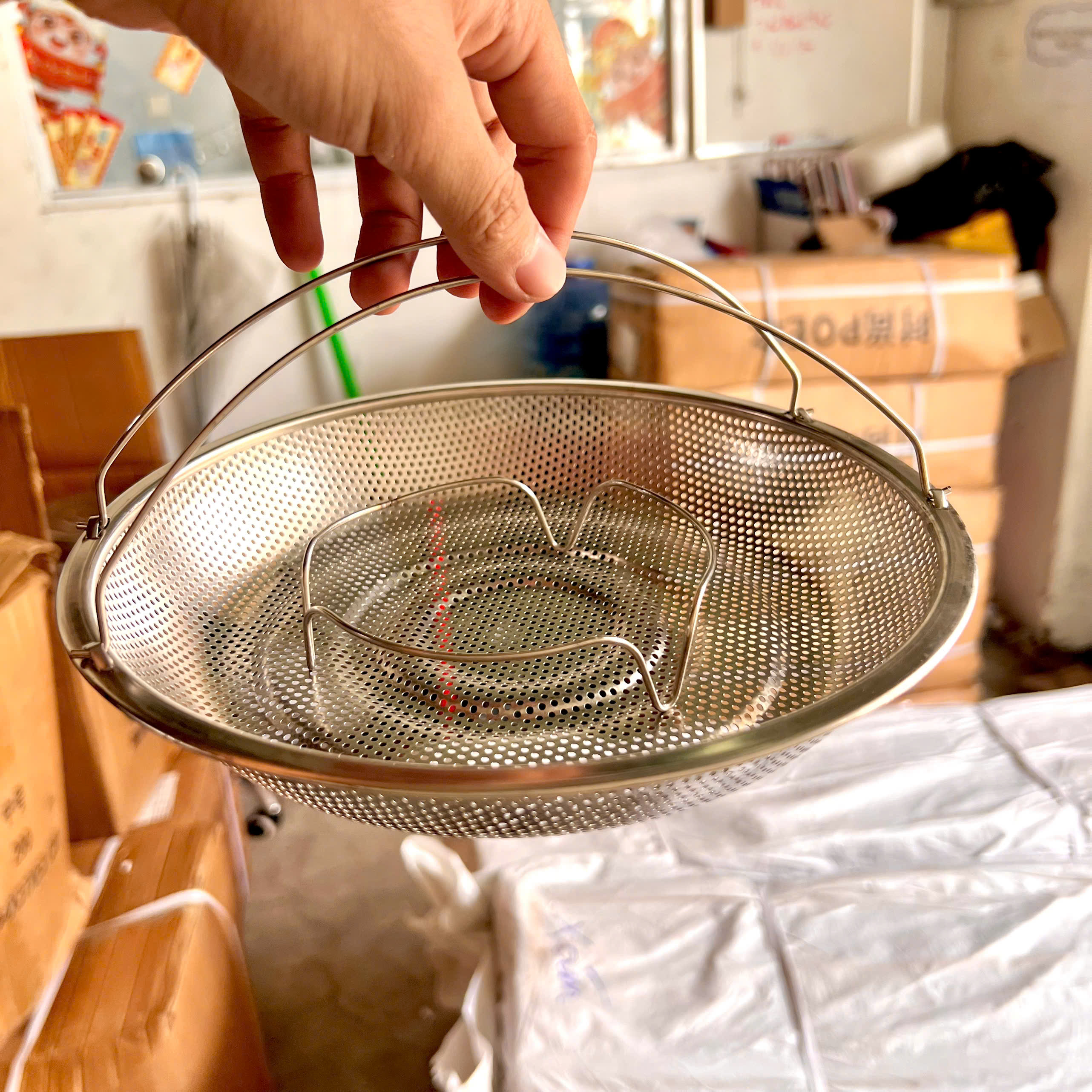 Vỉ Hấp Tay Cầm Kèm Đế Tháo Rời - Rổ Hấp Inox - Vỉ Hấp Inox 304 - Giá Sỉ
