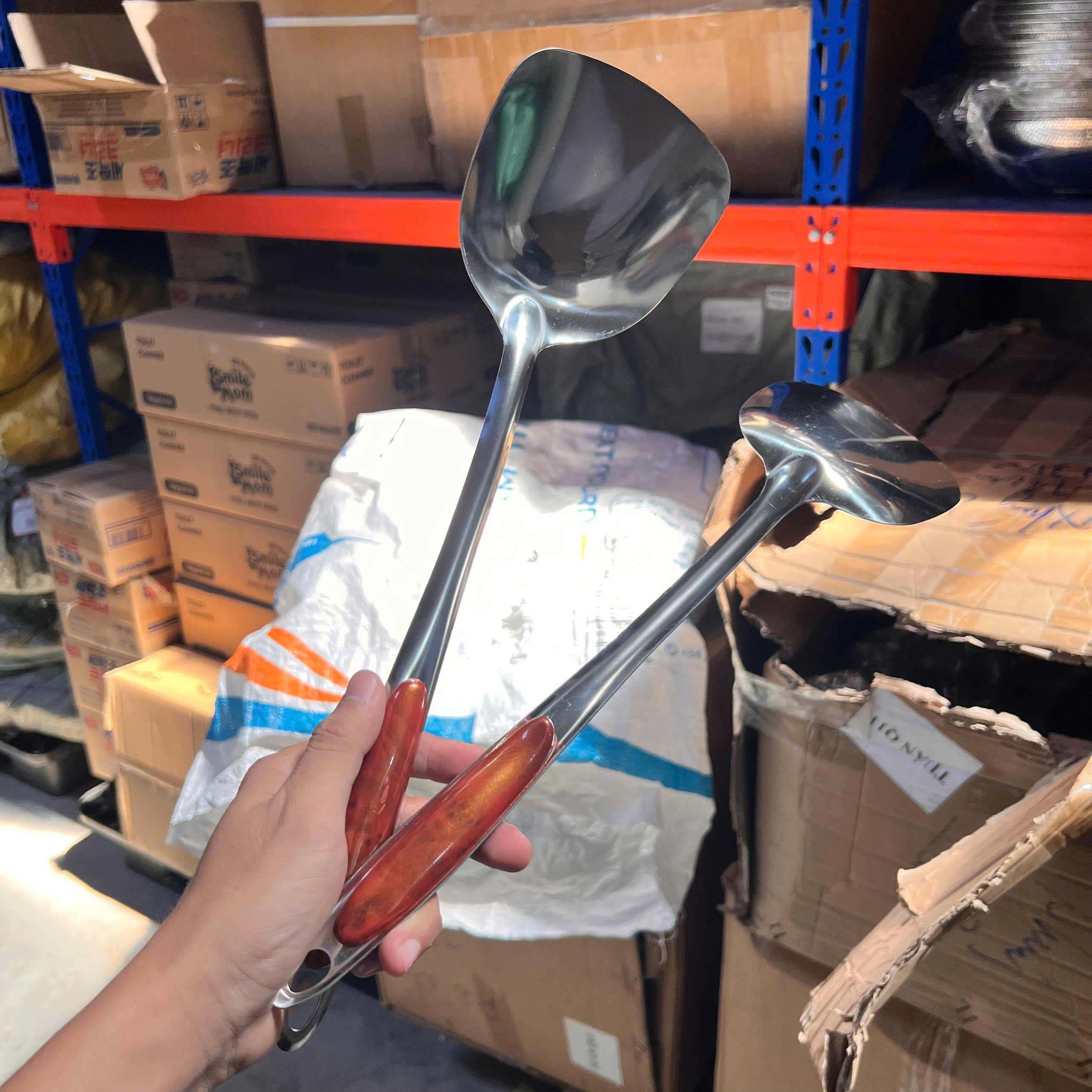 Xẻng Xào Cán Gỗ Inox 35cm - Xẻng Xào Đồ Ăn Cán Gỗ Nhà Bếp - Giá Sỉ