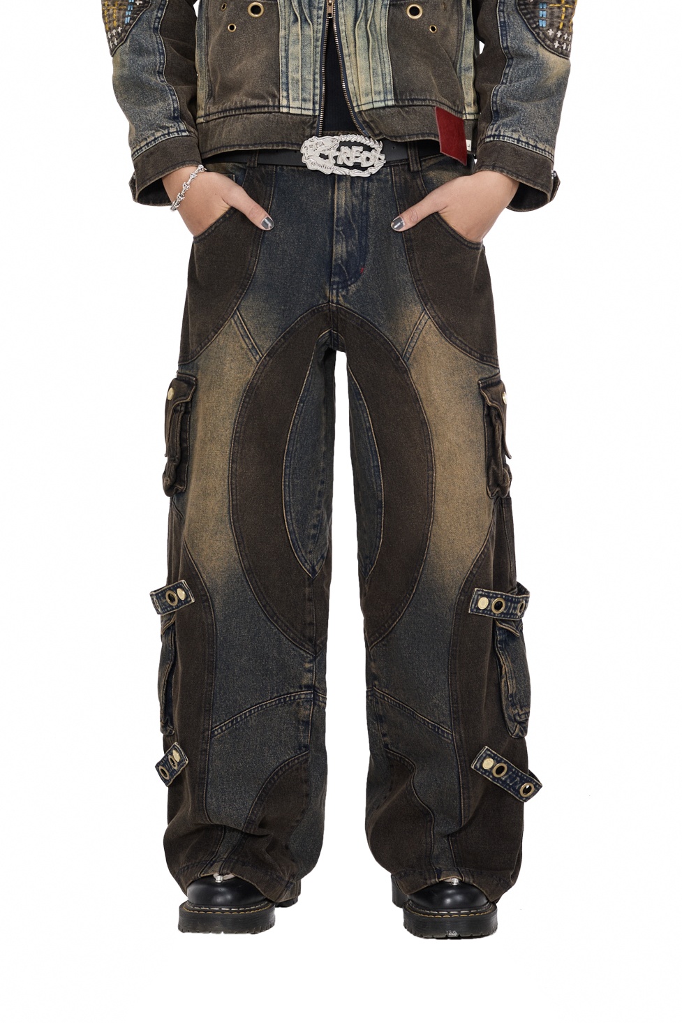 SOIL WASHED BAGGY JEANS