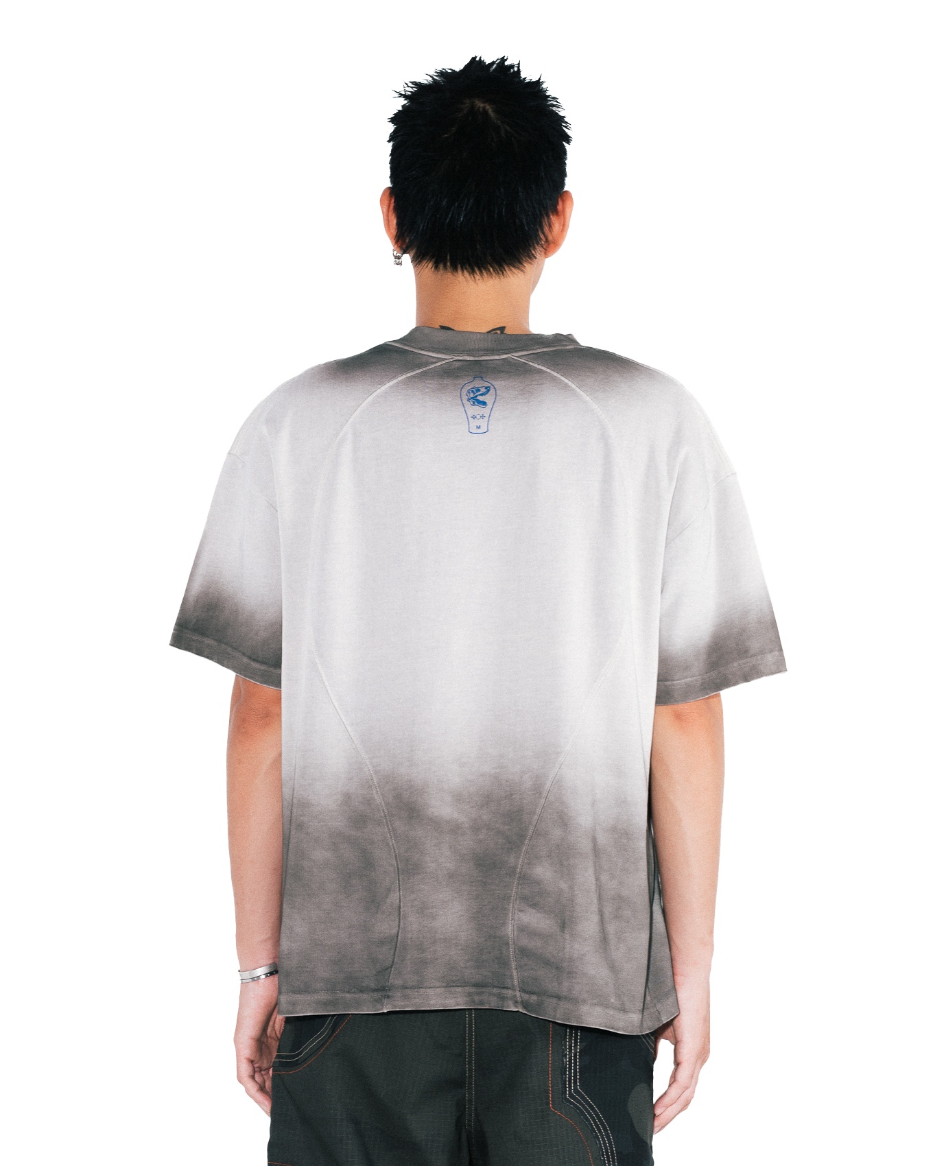 TR: Vase T- Shirt - Black Washed - BLUE