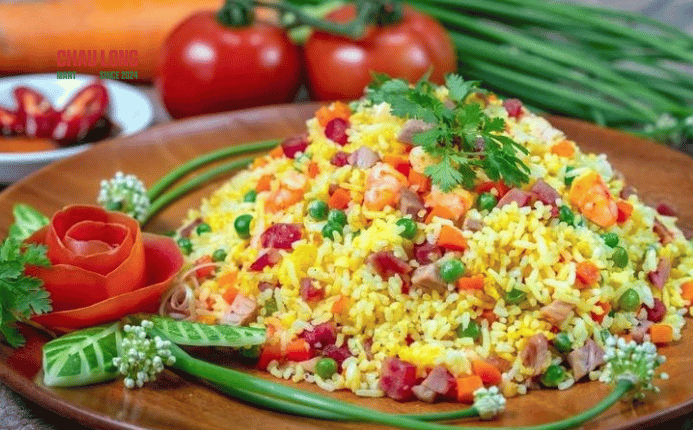 Cơm chiên Dương Châu chuẩn vị – Dễ làm tại nhà