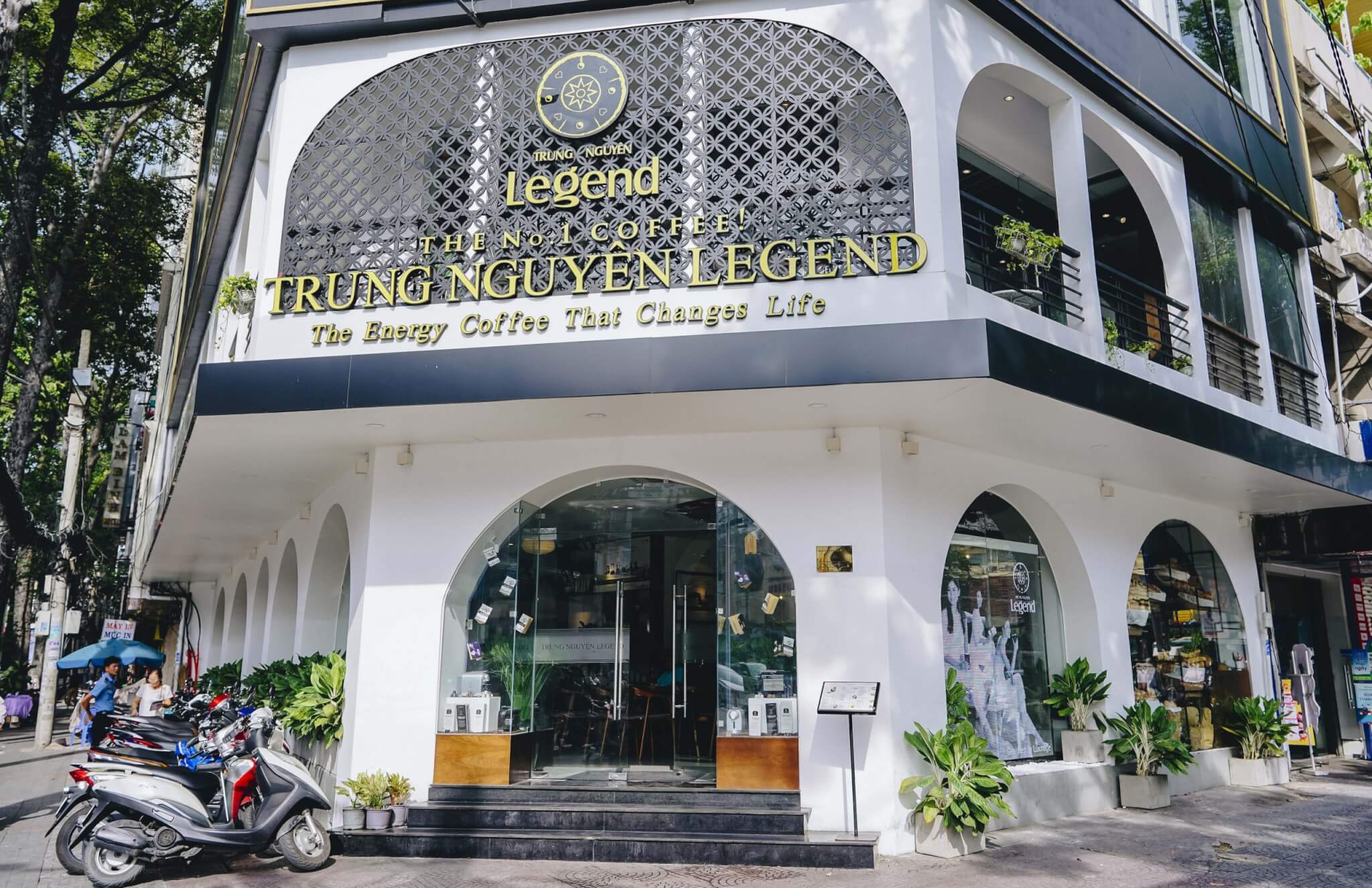 TRUNG NGUYÊN LEGEND CAFÉ