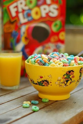 NGŨ CỐC NGŨ CỐC TRÁI CÂY KELLOGG'S FROOT LOOPS, THÙNG 2 TÚI x 620 GRAM (1.24 KG)