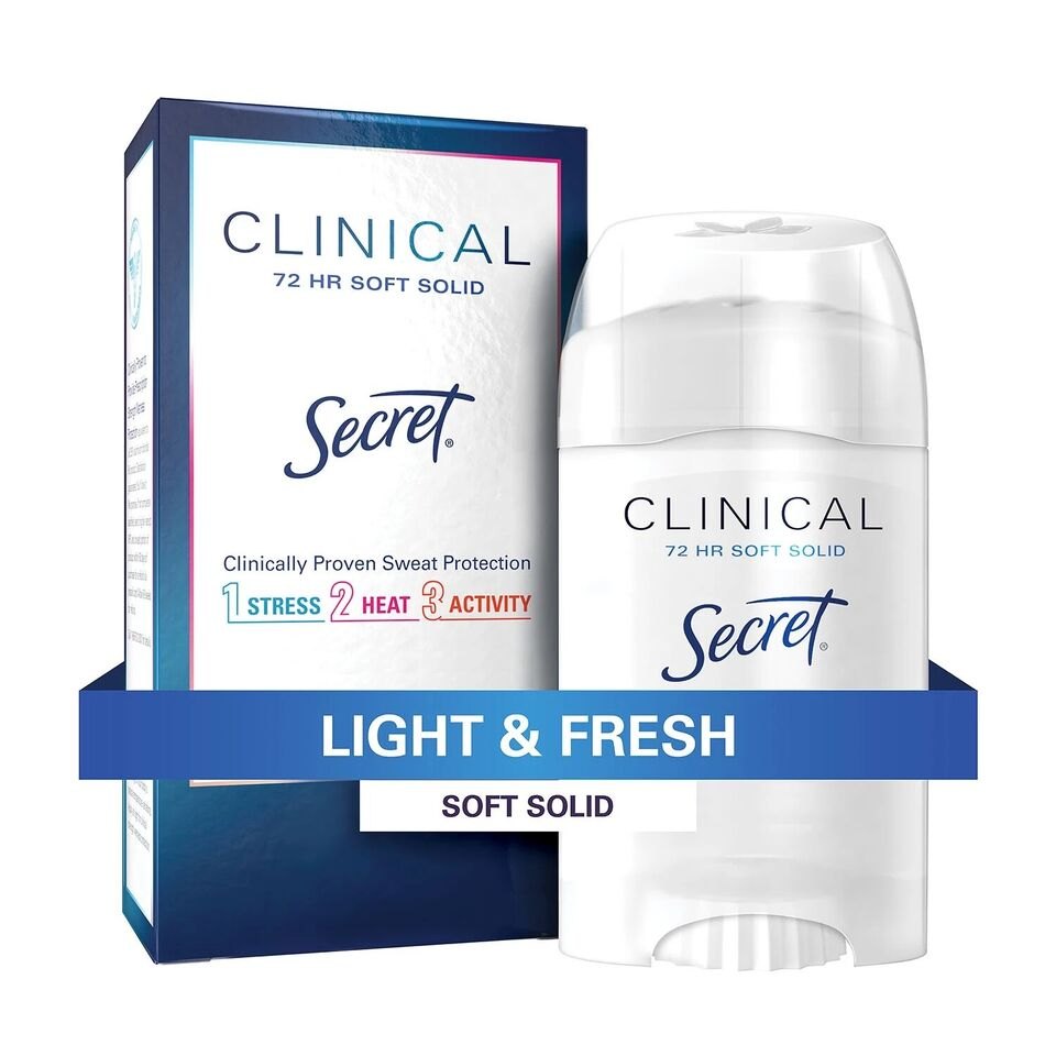 LĂN KHỬ MÙI SECRET CLINICAL SOFT SOLID LIGHT & FRESH 135G