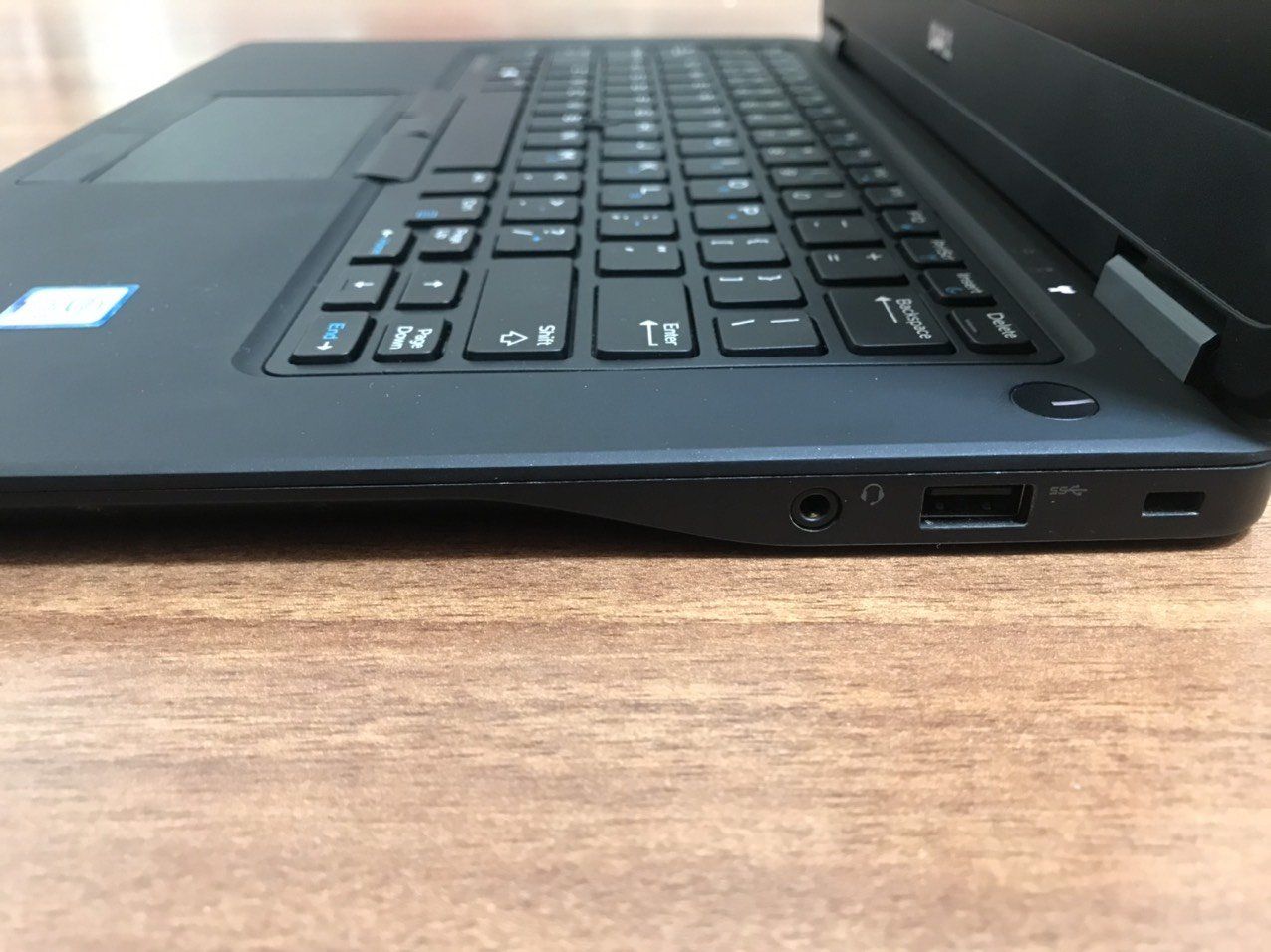 DELL Latitude E7450  i5 -5200U/ 8GB/ SSD 256GB/ 14