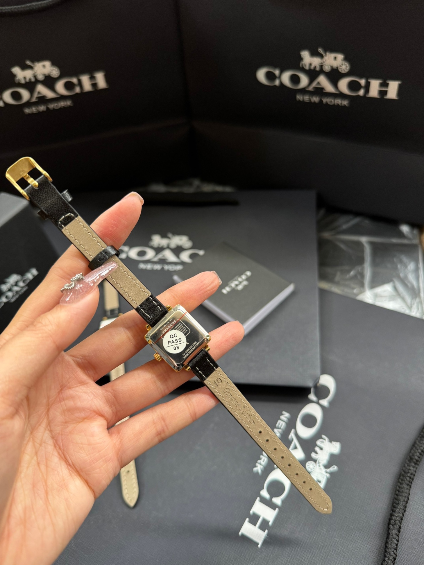 ĐỒNG HỒ COACH MẶT VUÔNG - mẫu mới