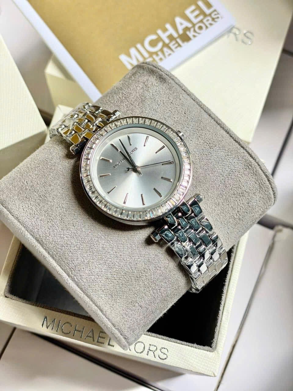 ĐỒNG HỒ MK MẶT TRÒN MÀU BẠC