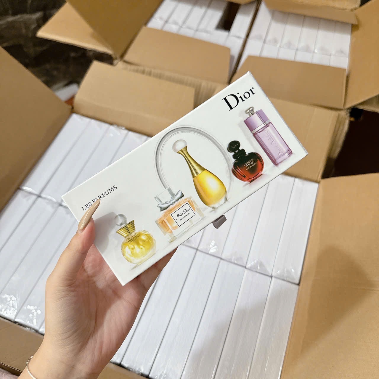 Hộp nhỏ - SÉT QUÀ TẶNG NƯỚC HOA DIOR