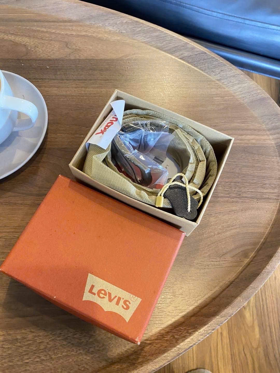 THẮT LƯNG LEVIS FULL BOX NAM