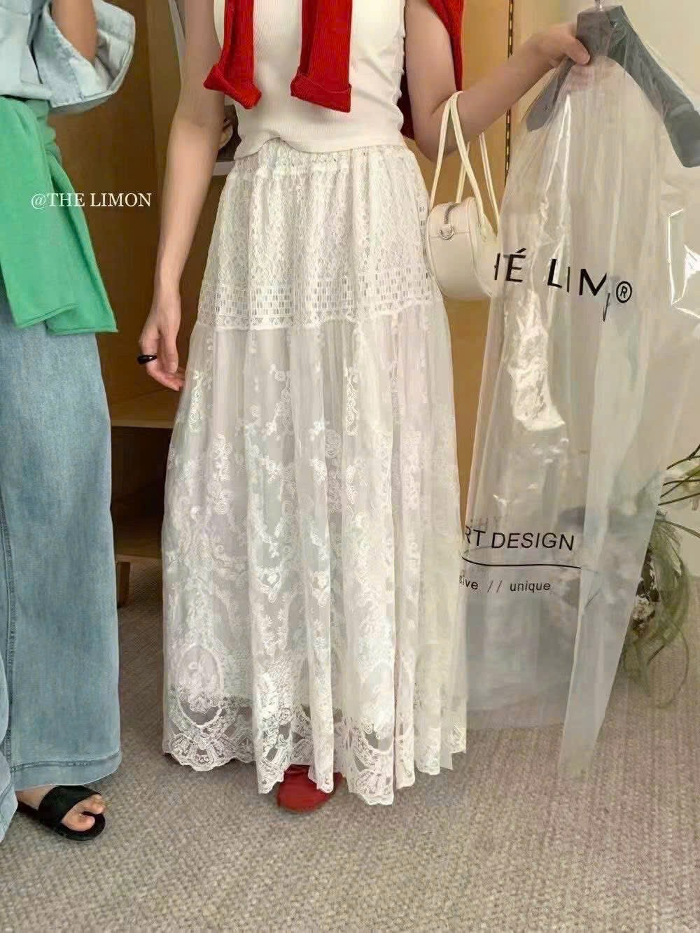 CHÂN VÁY VOAN REN HOA NỔI MIDI M302 QCCC