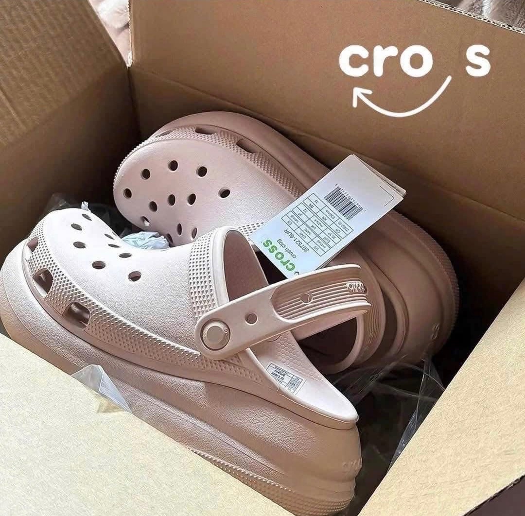 Hàng nhà máy - DÉP CROCS PINK FEVER XUẤT DƯ