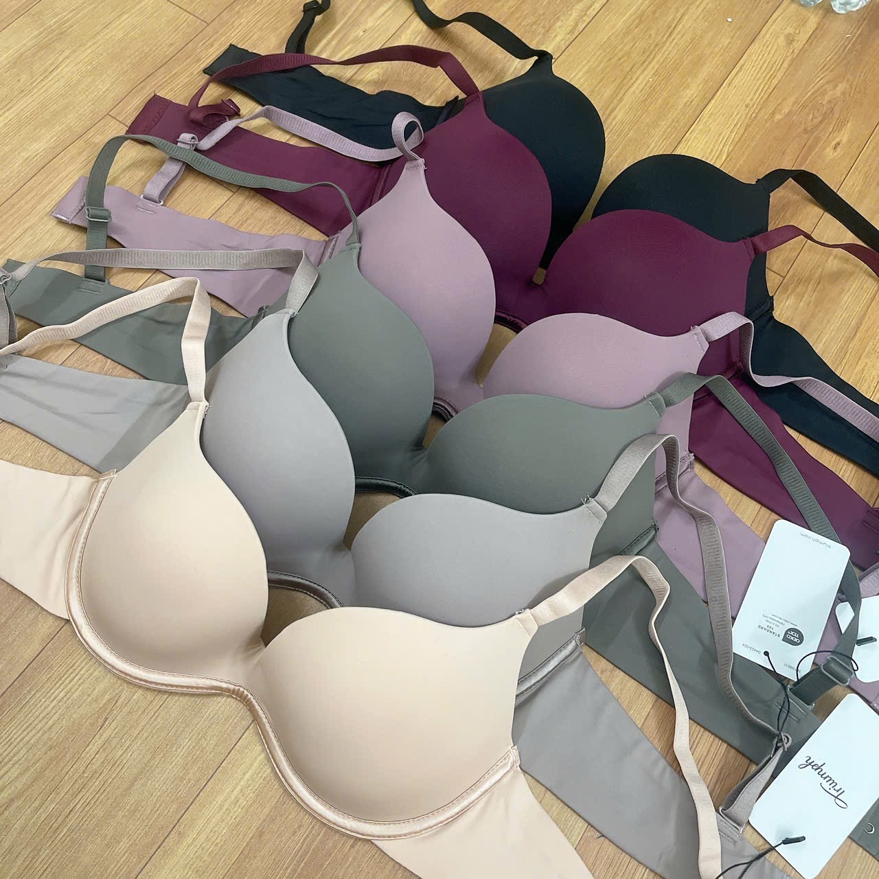 SET 2 ÁO LÓT TRIUMPH NÂNG NGỰC XUẤT DƯ - random mau