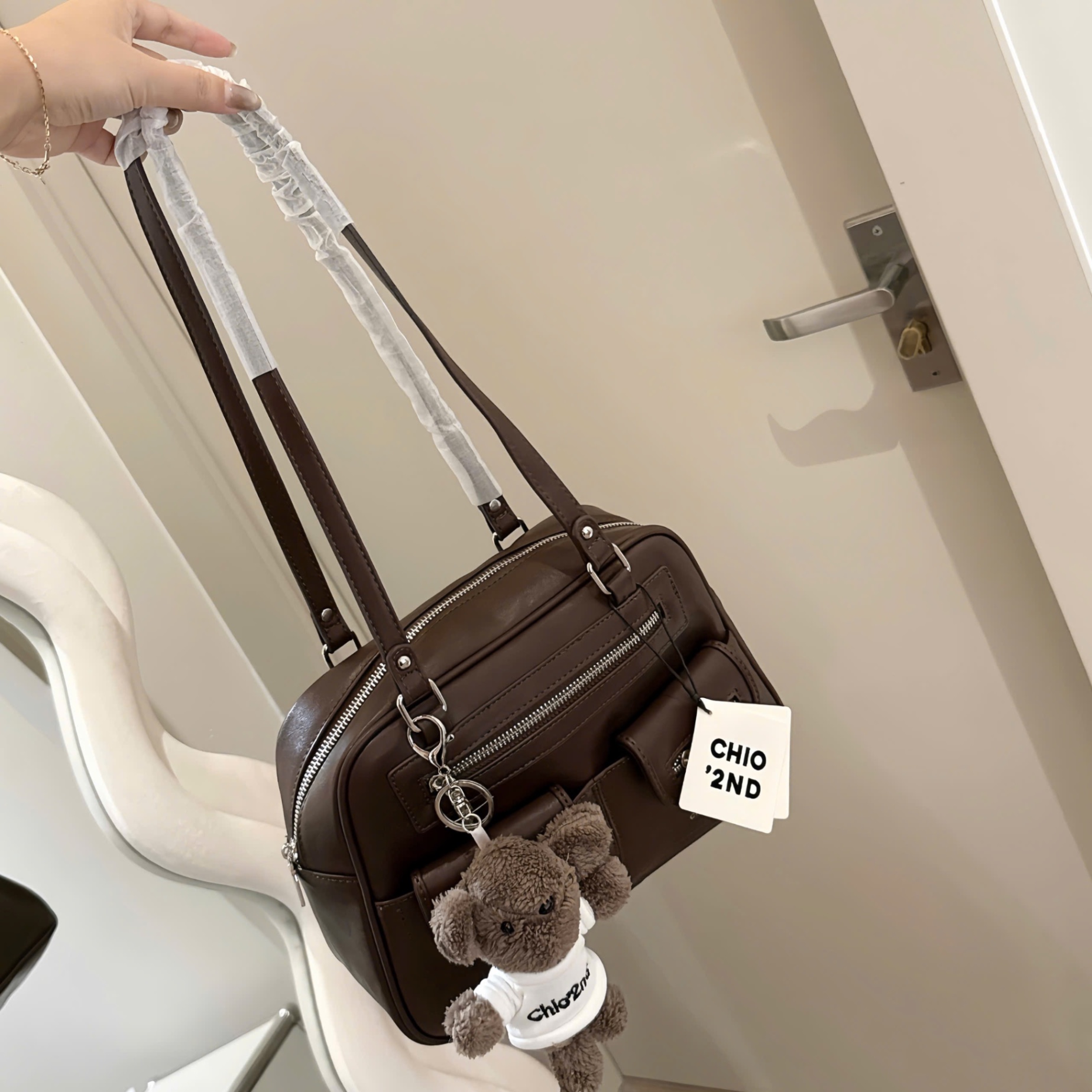 M259 - TÚI XÁCH CHIO’2ND NÂU KÈM GẤU BIGSIZE 2 TÚI