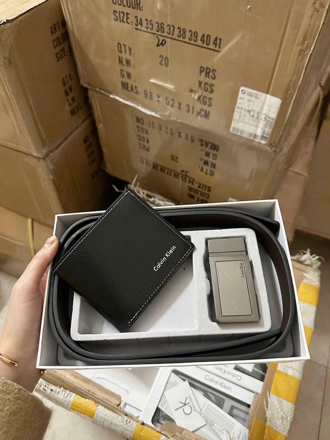 M2909 - SÉT VÍ THẮT LƯNG CK NAM FULLBOX