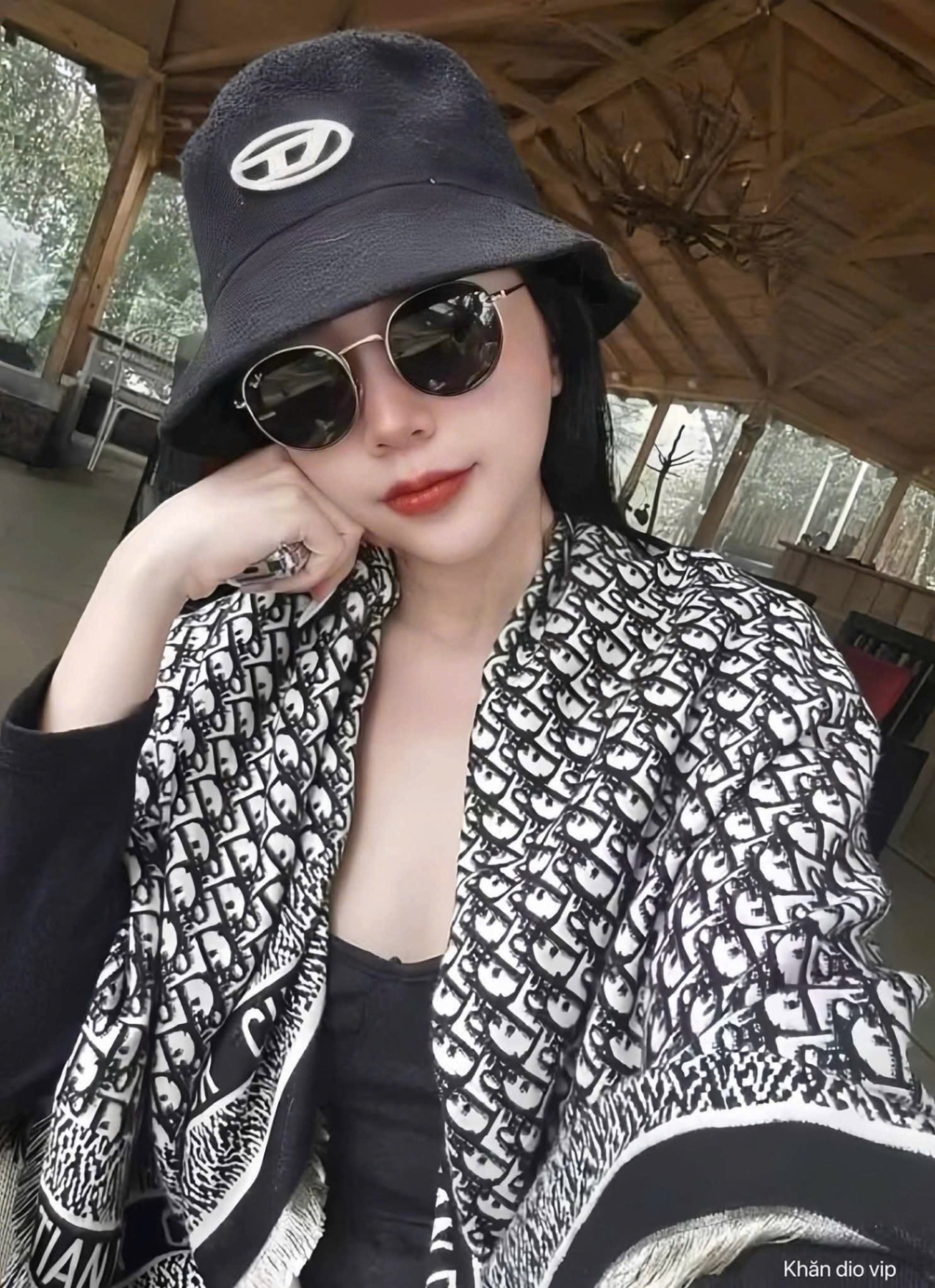KHĂN DẠ LEN DIO VUÔNG QCCC IN TRÀN