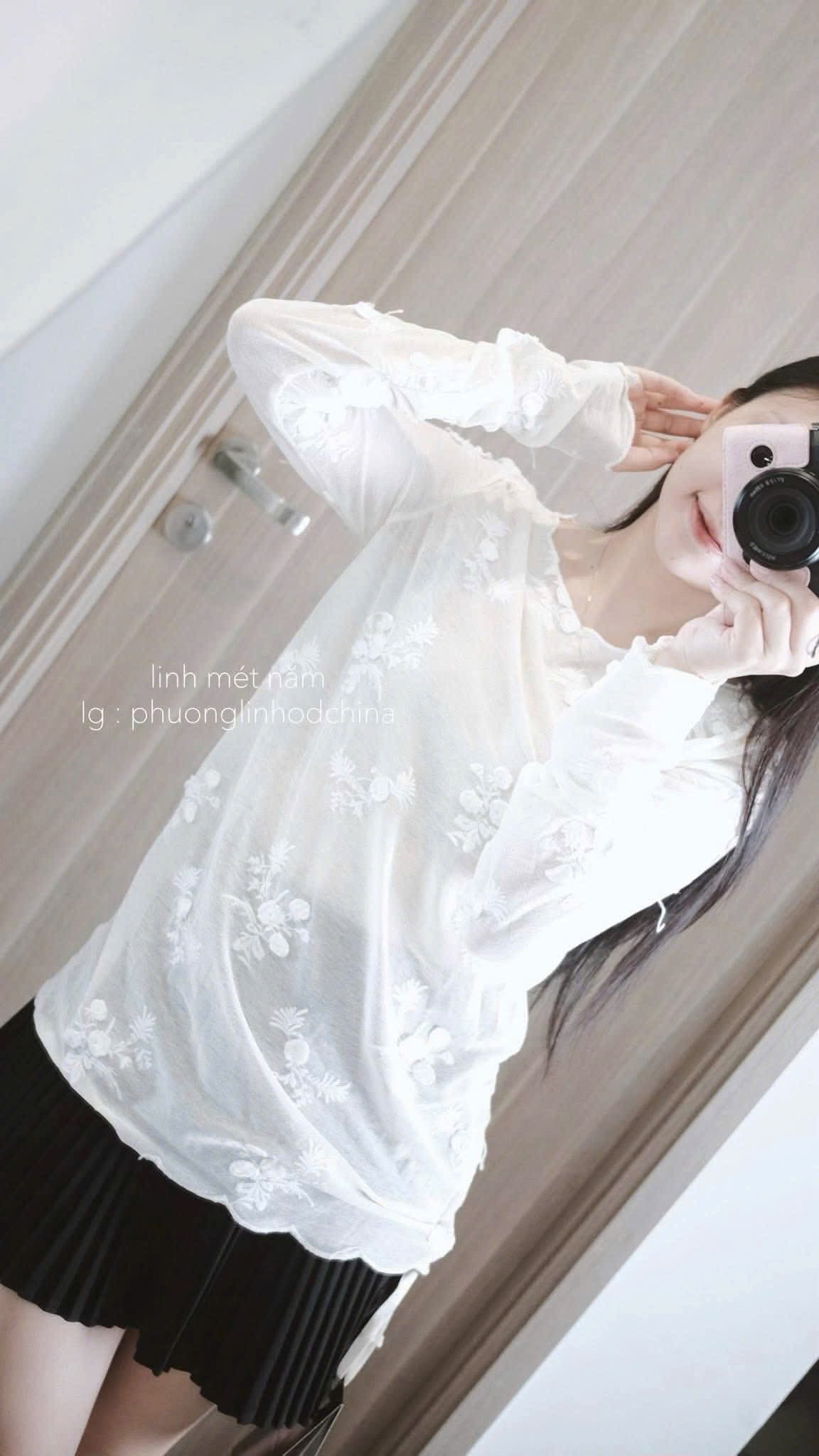 ÁO THUN THEU HOA NỔI QC