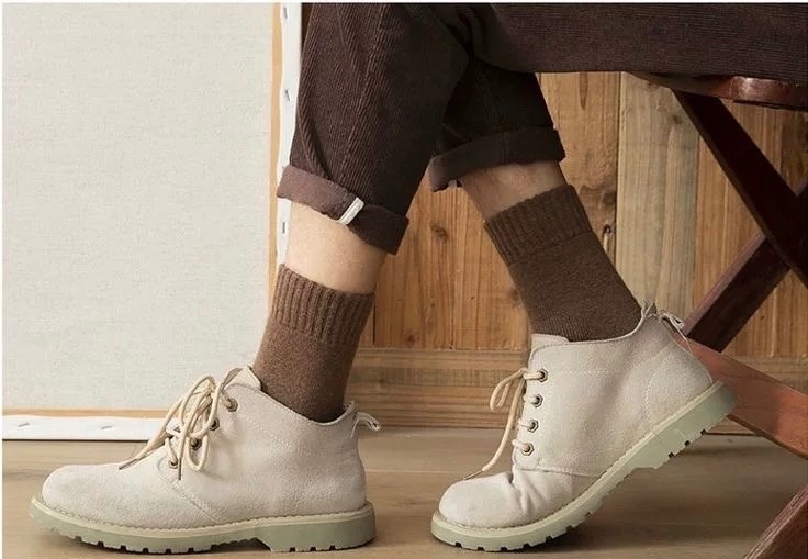 SET 10 ĐÔI TẤT XÙ DÀY NAM NỮ MÀU TỐI