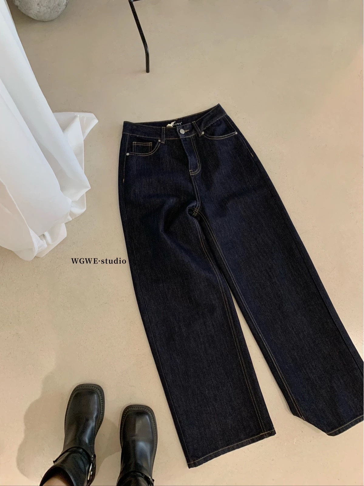 M686 - QUẦN JEAN SUÔNG XANH ĐẬM VIỀN CHỈ WGWE