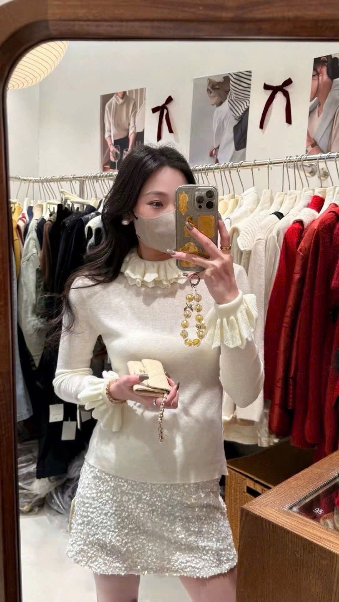 ÁO LEN CỔ TAY BÈO QC MÀU KEM