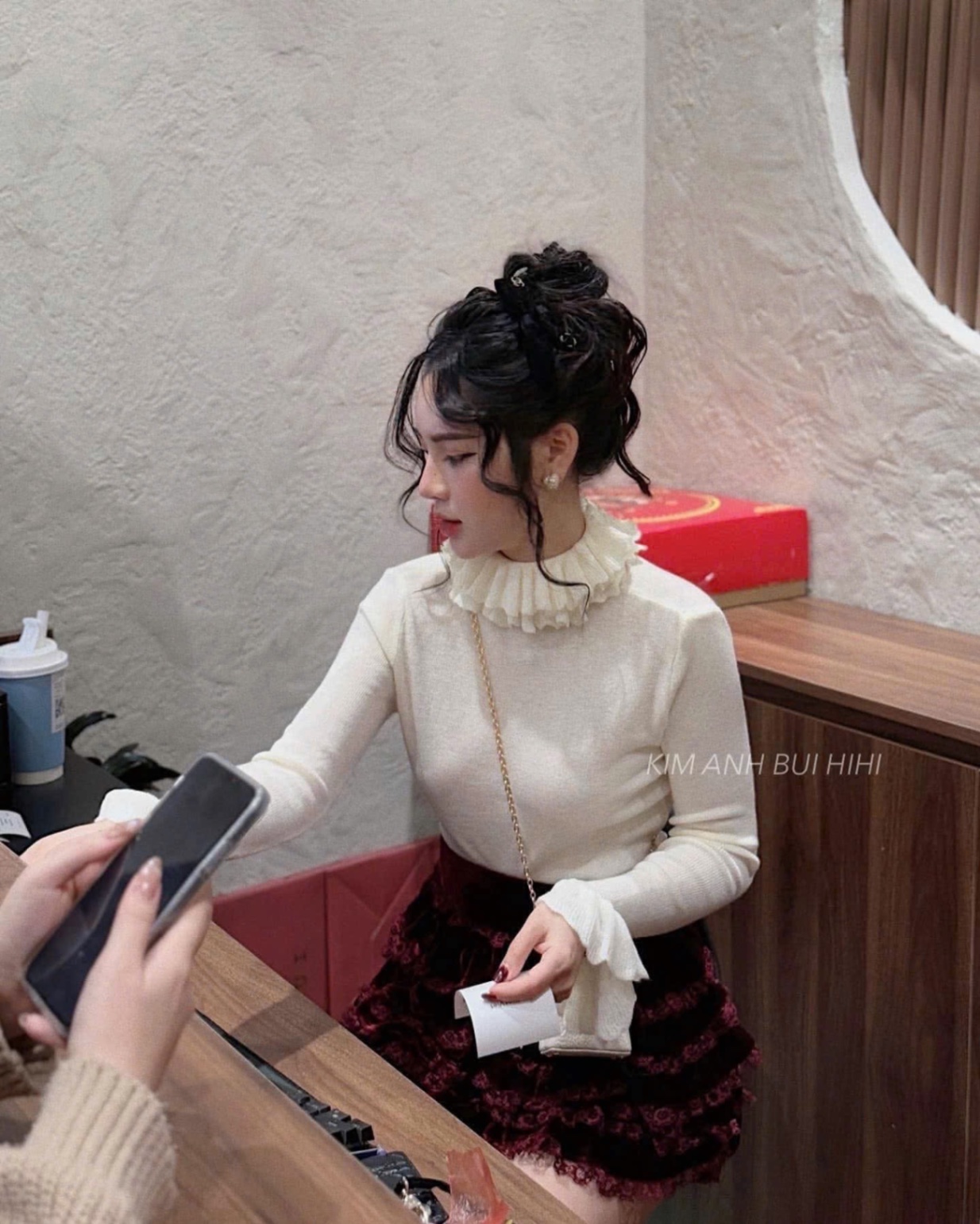 ÁO LEN CỔ TAY BÈO QC MÀU KEM