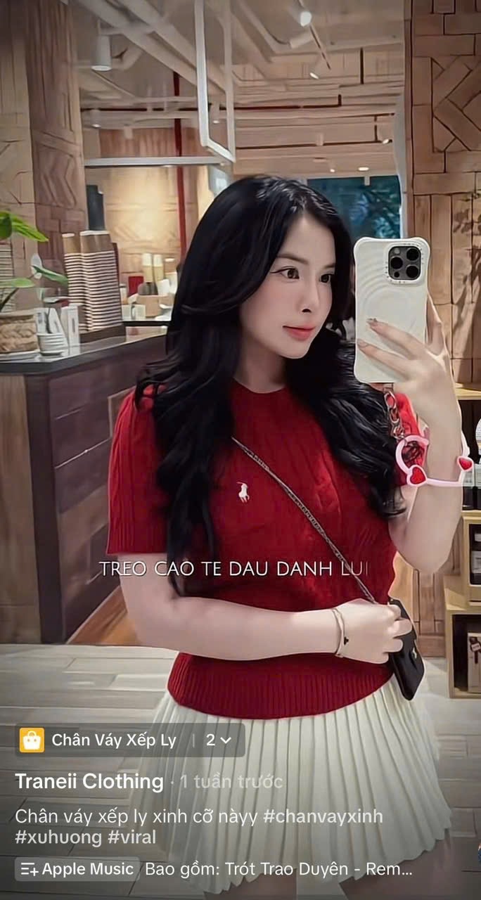ÁO LEN CỘC THỪNG THÊU NGỰA TÚI NGỰC ĐỎ