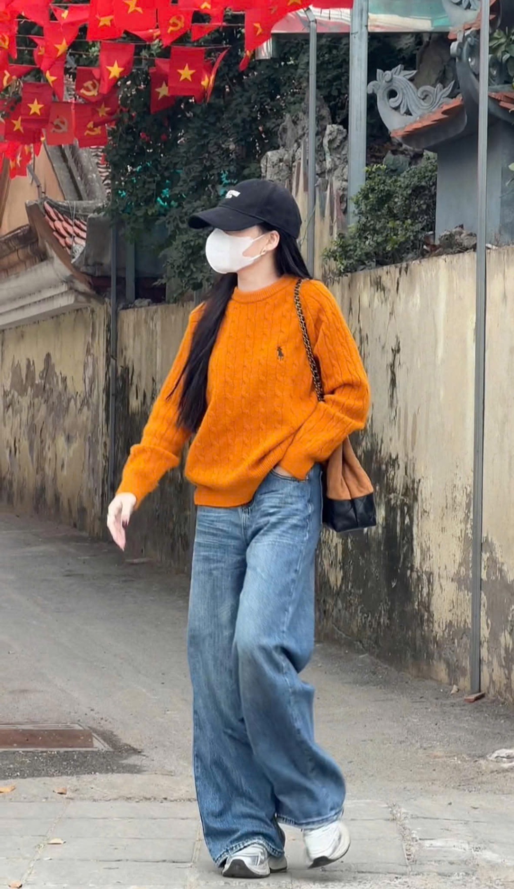 ÁO LEN THỪNG THÊU NGỰA DT MÀU CAM QC