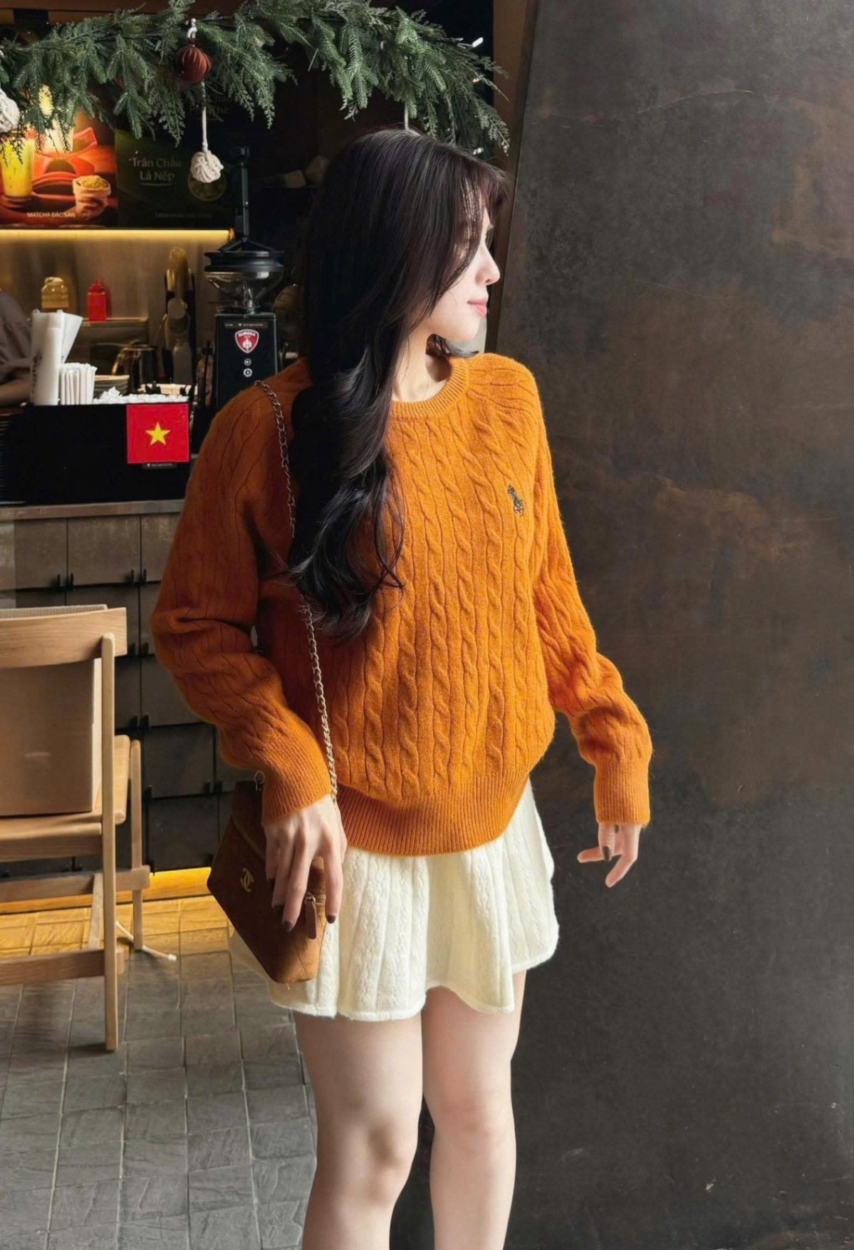 ÁO LEN THỪNG THÊU NGỰA DT MÀU CAM QC