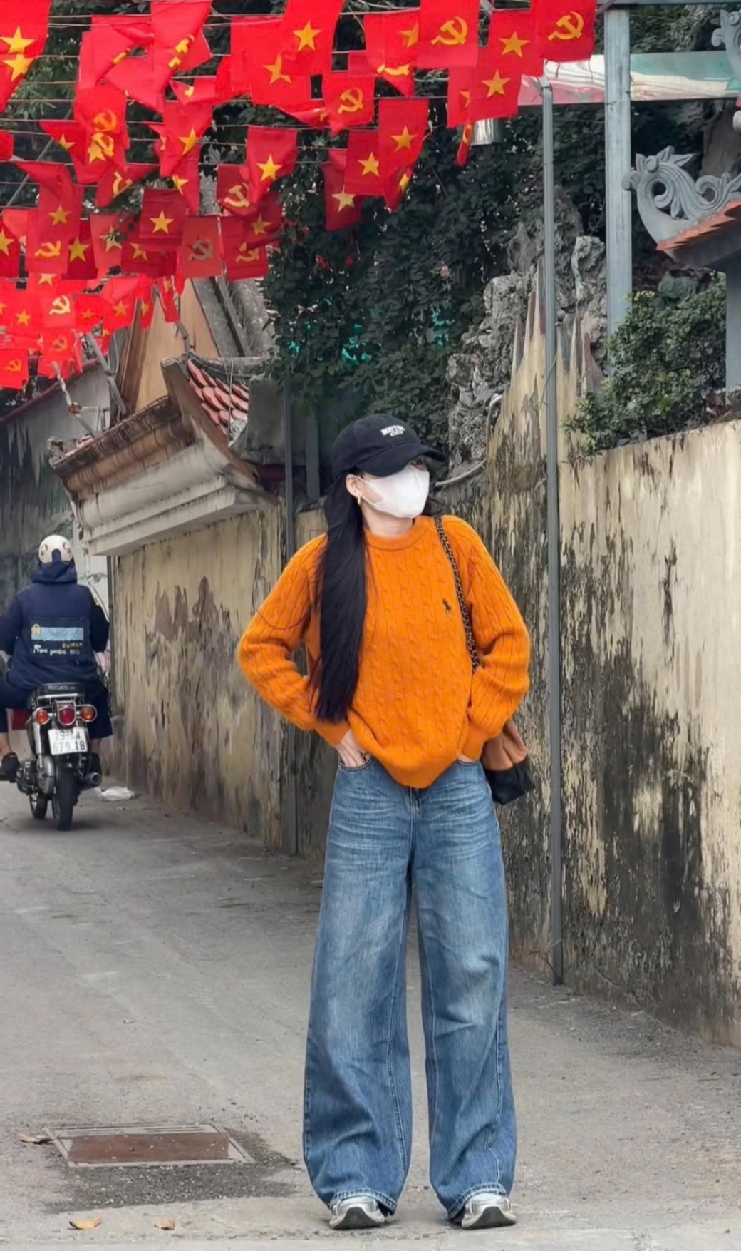 ÁO LEN THỪNG THÊU NGỰA DT MÀU CAM QC