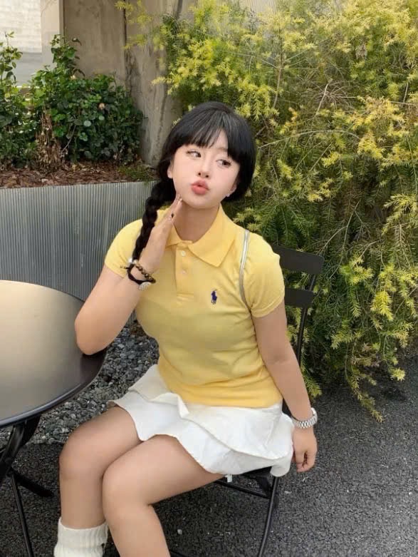 Hàng nhà máy - ÁO LEN POLO CỘC VÀNG THÊU NGỰA