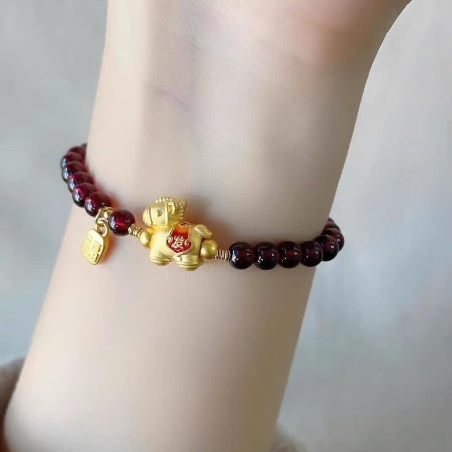 VÒNG TAY ĐÁ THẠCH LỰU HÌNH NGỰA