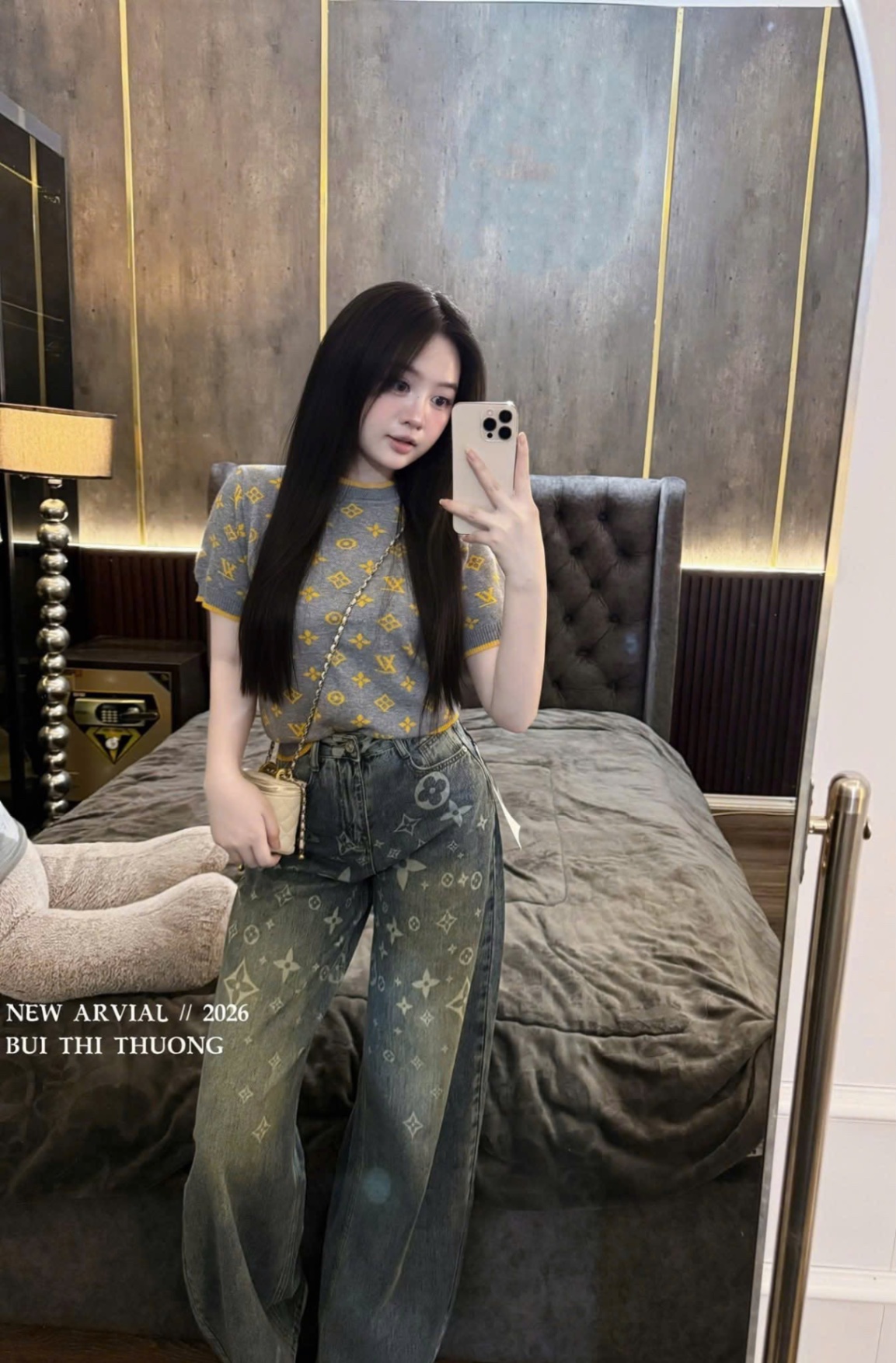 ÁO LEN CỘC LV XÁM VÀNG