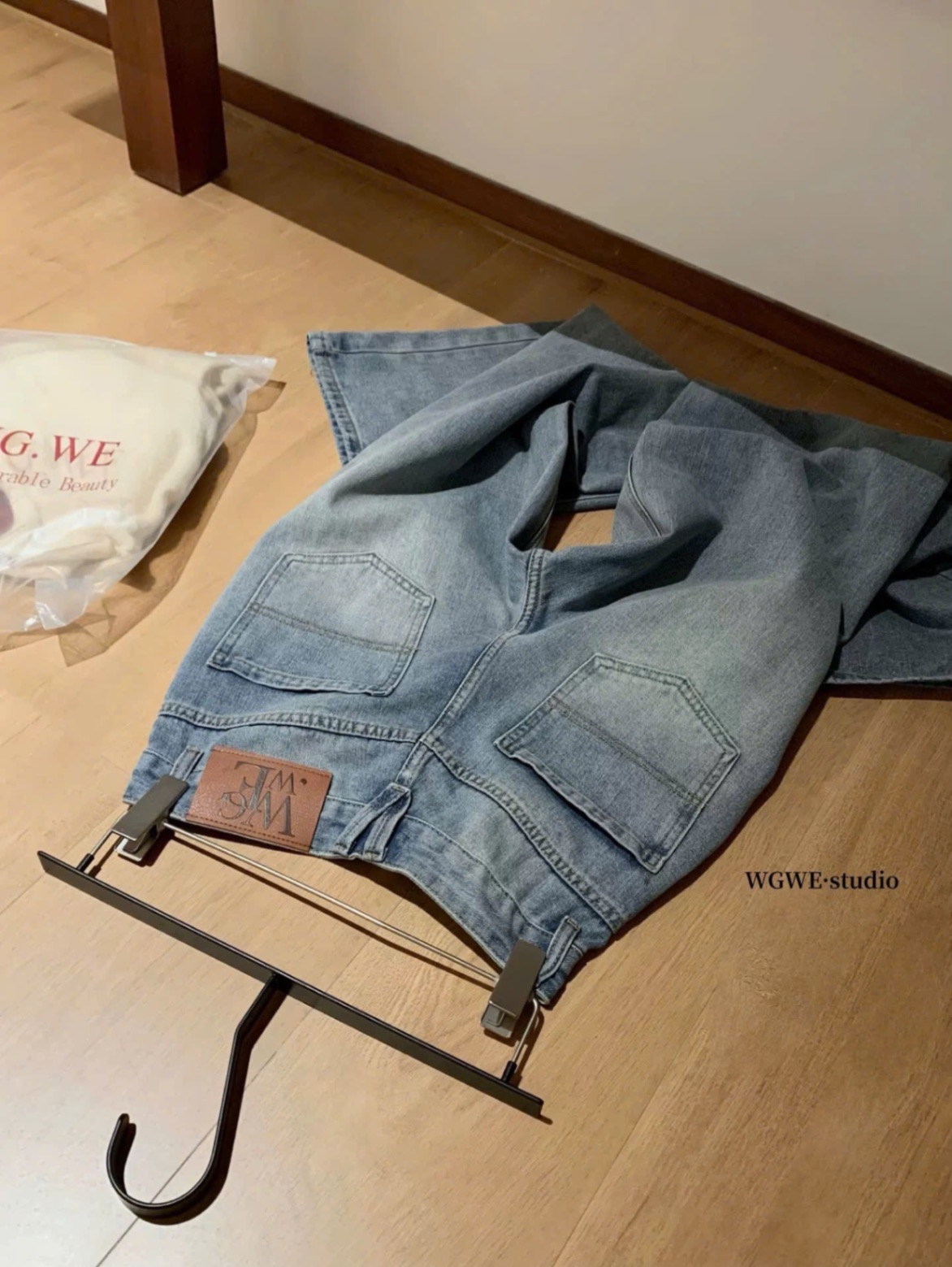 QUẦN JEAN SUÔNG XANH TRƠN TAG WGWE M1234