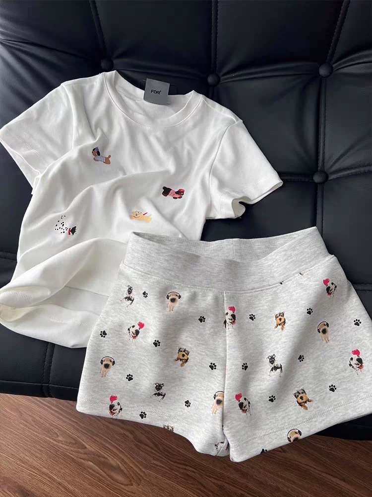BỘ ĐÙI TRẮNG QUẦN GHI HÌNH CÚN