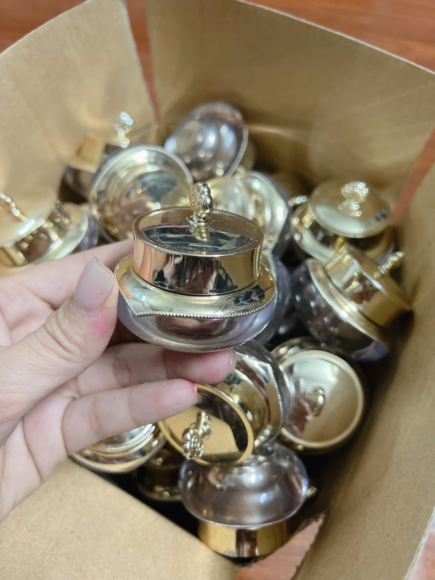 KEM WHOO TRẺ HOÁ TÁI SINH TUỒN XỊN