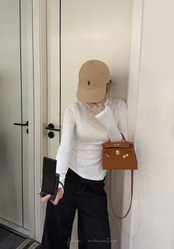 SÉT 2 ÁO ZIP XƯỚC CHO NƯ