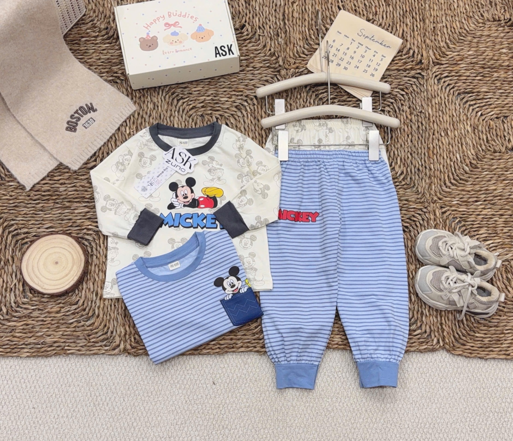 SÉT 2 BỘ MICKY CHO BT