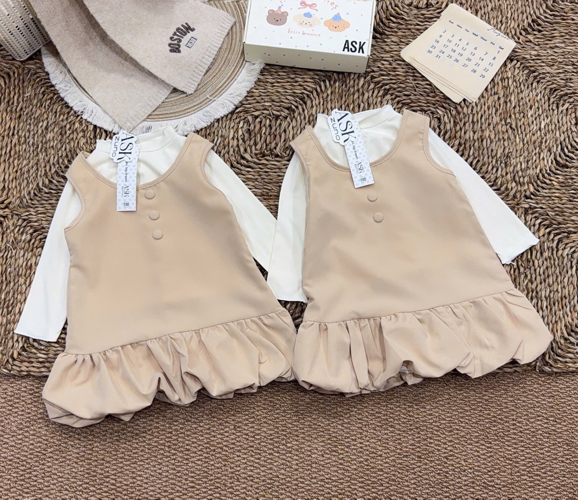SÉT 2 MÓN VÁY + ÁO GIỮ NHIỆT CHO BG
