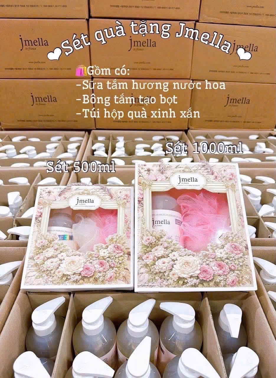 SÉT 1 CHAI SỮA TẮM KÈM 1 BÔNG TĂM THEO CÙNG