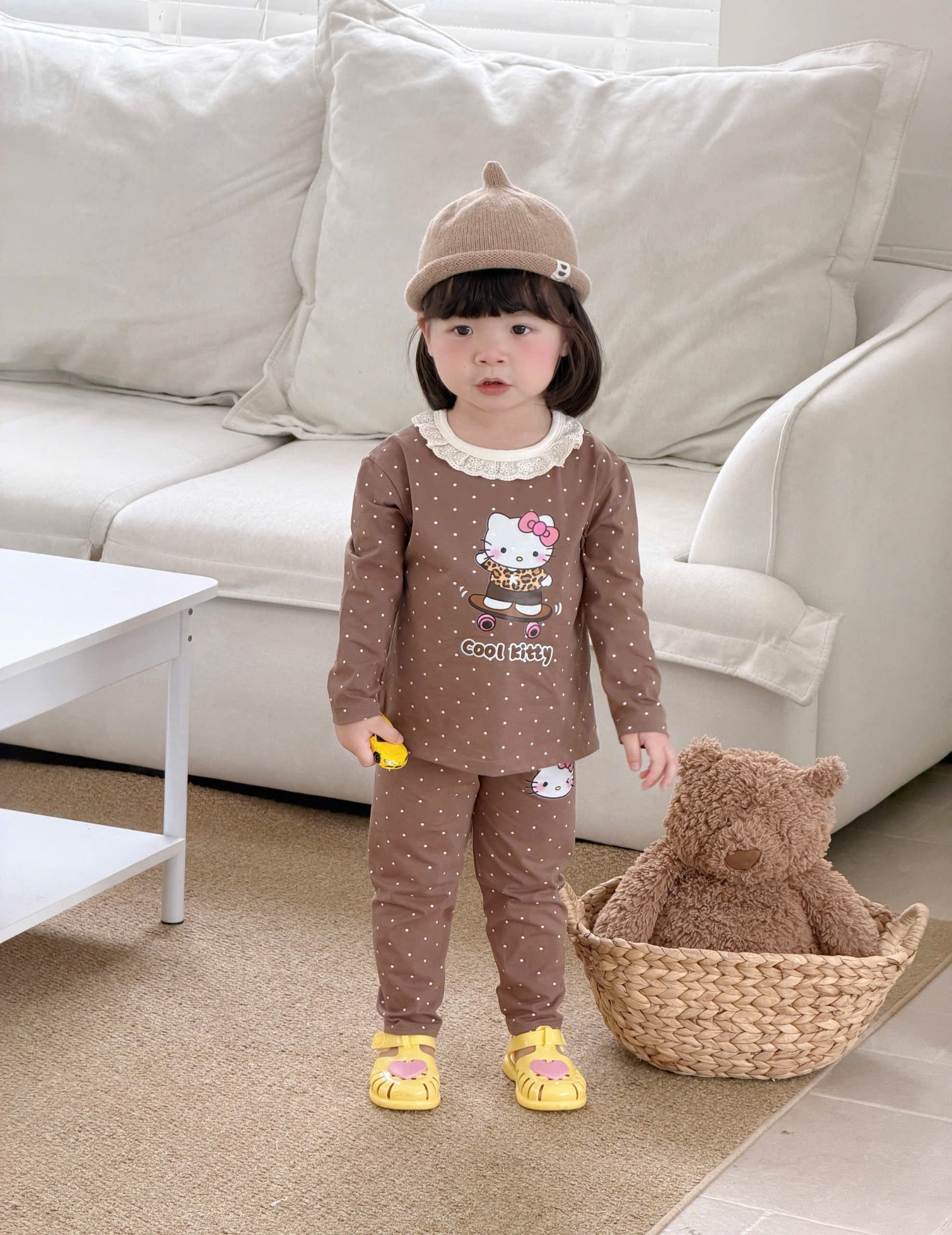 GOM - SÉT 2 BỘ DÀI TAY CHẤM BI NÂU HỒNG CỔ BÈO CHO BG