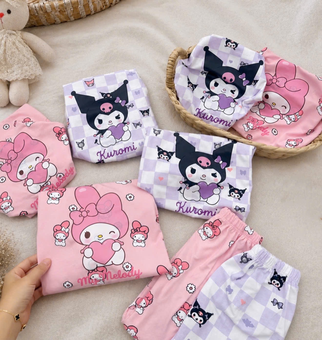 SÉT 2 BỘ KUROMI HỒNG TÍM CHO BG