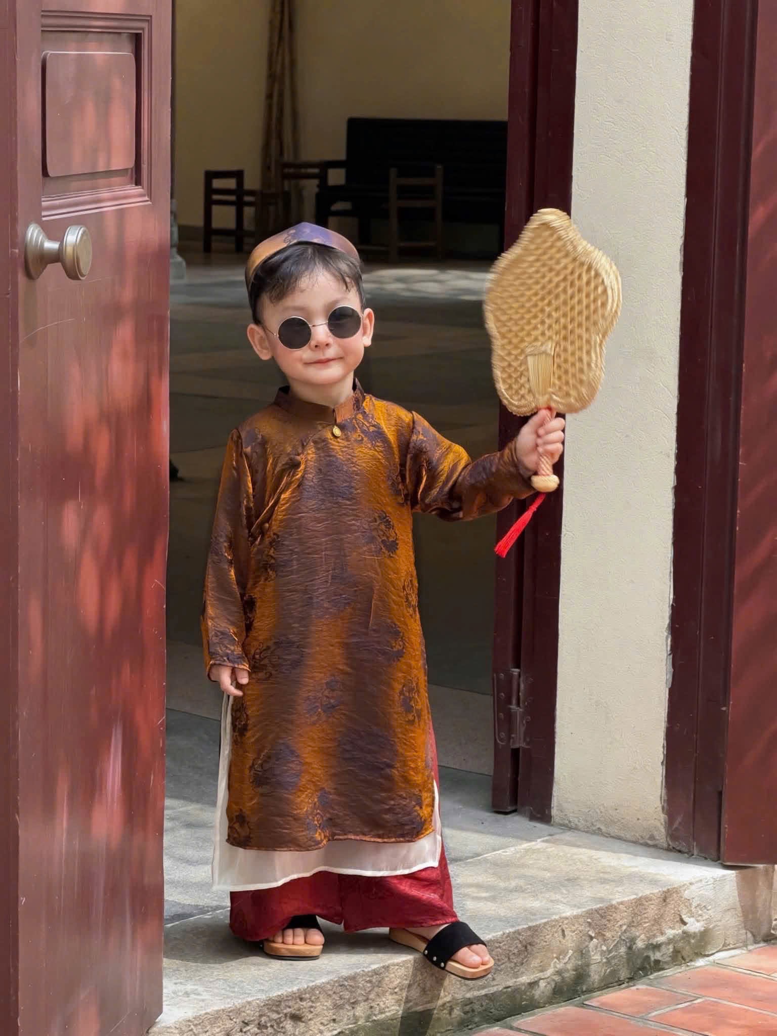 GOM 1-2 TUẦN - ÁO DÀI CHO BÉ TRAI 3 MÀU